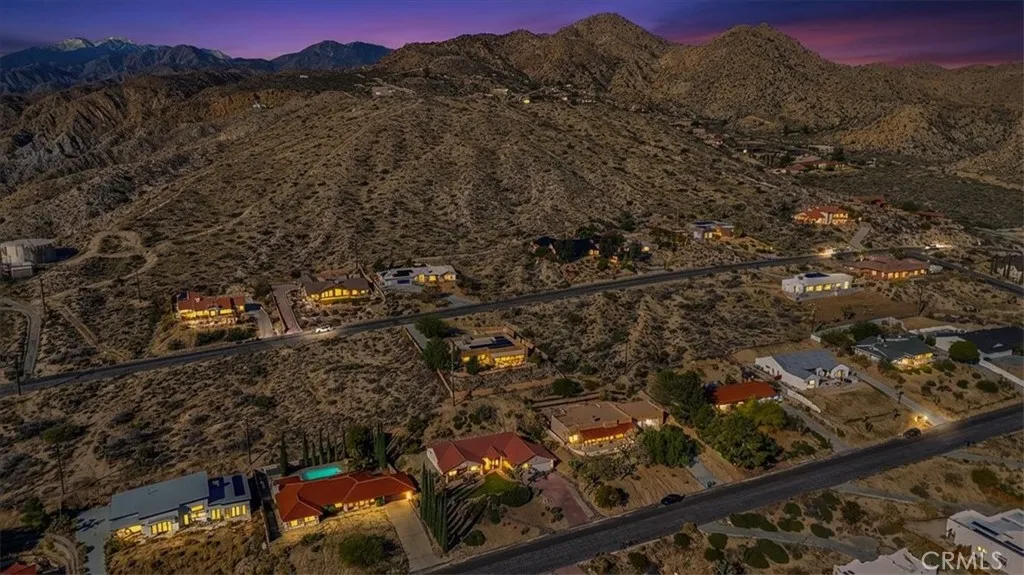7636 Shafter, Yucca Valley, California 92284 home-pic-29