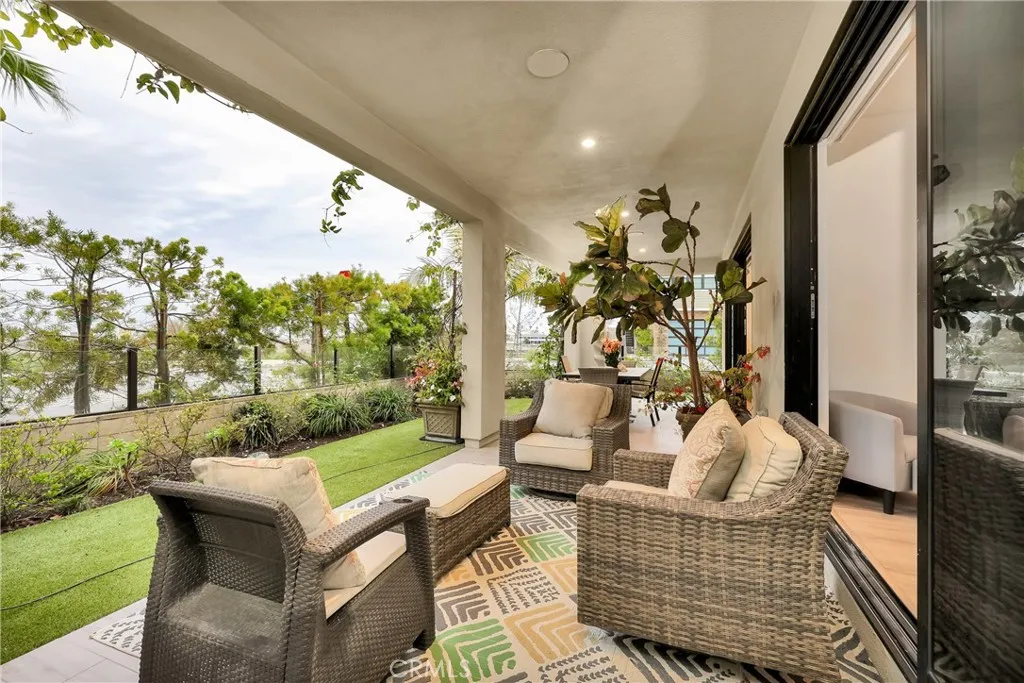 10 Ocean Place, Seal Beach, California 90740 home-pic-20