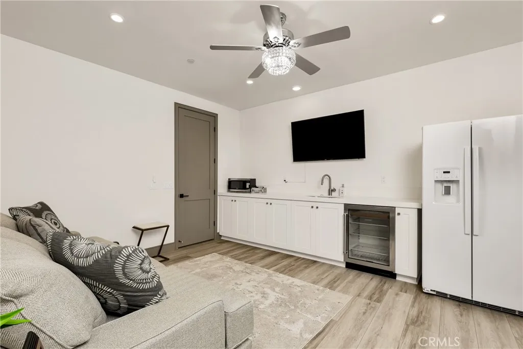 10 Ocean Place, Seal Beach, California 90740 home-pic-15