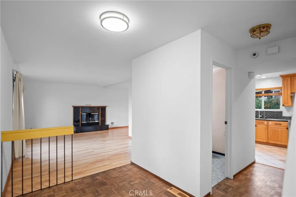 801 Weeks, East Palo Alto, California 94303 home-pic-7