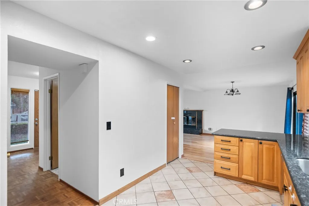 801 Weeks, East Palo Alto, California 94303 home-pic-20