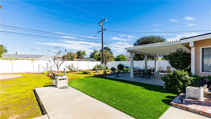 10817 Loch Lomond Drive, Whittier, California 90606