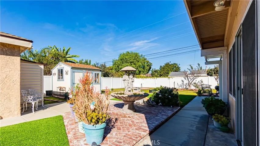 10817 Loch Lomond Drive, Whittier, California 90606