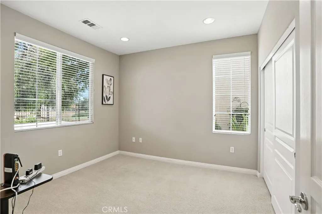 270 Cog Hill, Hemet, California 92545 home-pic-19