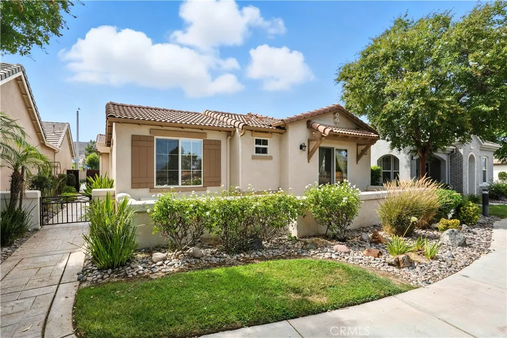 270 Cog Hill, Hemet, California 92545 home-pic-1