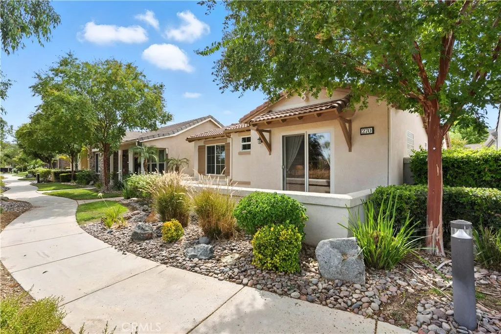 270 Cog Hill, Hemet, California 92545 home-pic-6