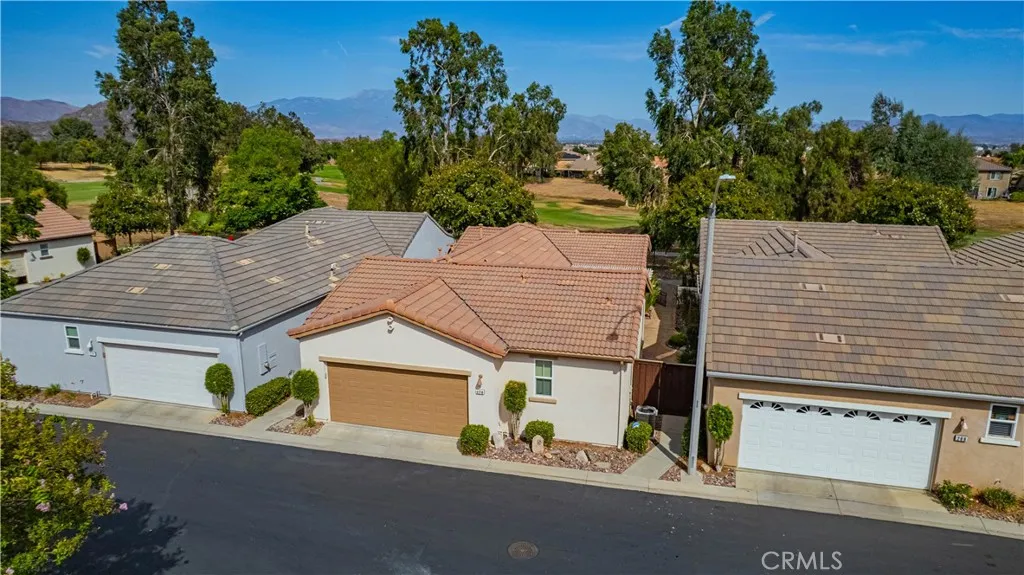 270 Cog Hill, Hemet, California 92545 home-pic-2