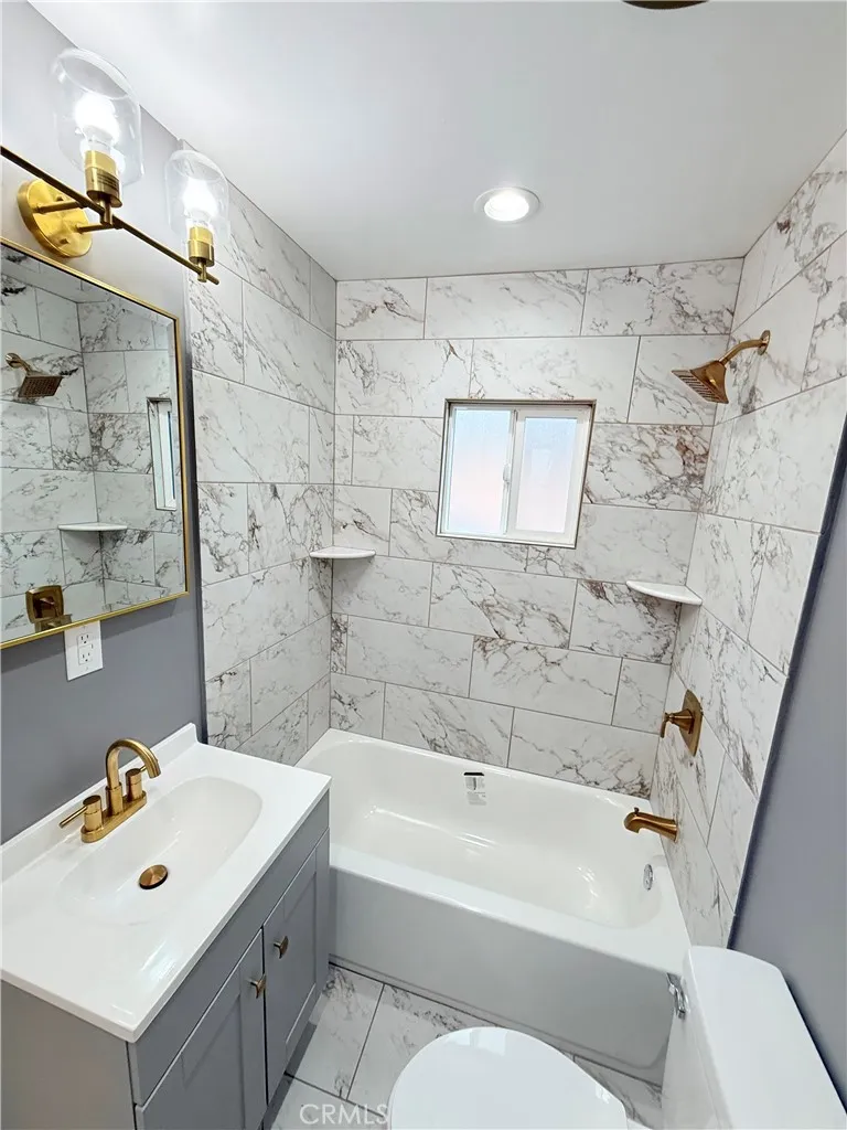 838 E 99th, Los Angeles, California 90002 home-pic-23