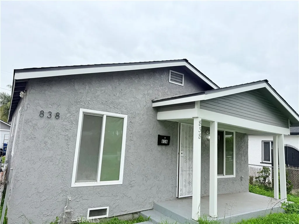 838 E 99th, Los Angeles, California 90002 home-pic-1