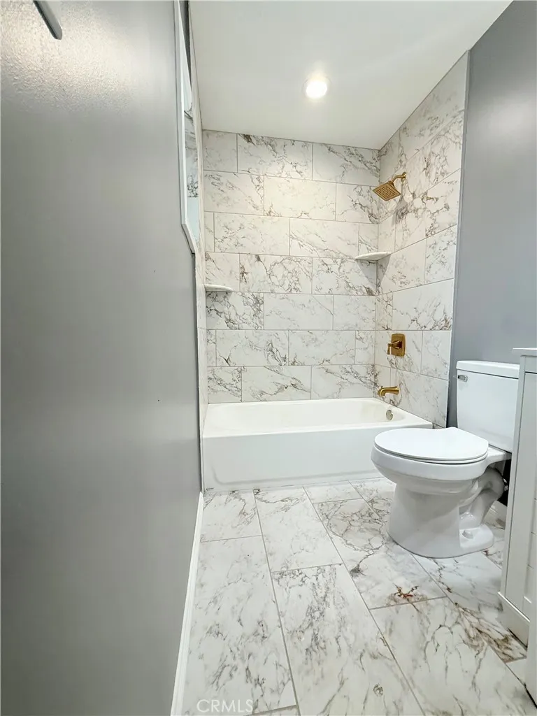 838 E 99th, Los Angeles, California 90002 home-pic-17