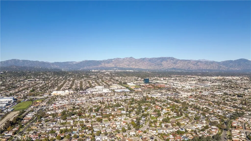 2204 Orange Grove, Alhambra, California 91803 home-pic-38