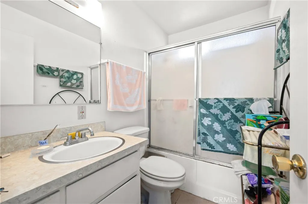 2204 Orange Grove, Alhambra, California 91803 home-pic-12