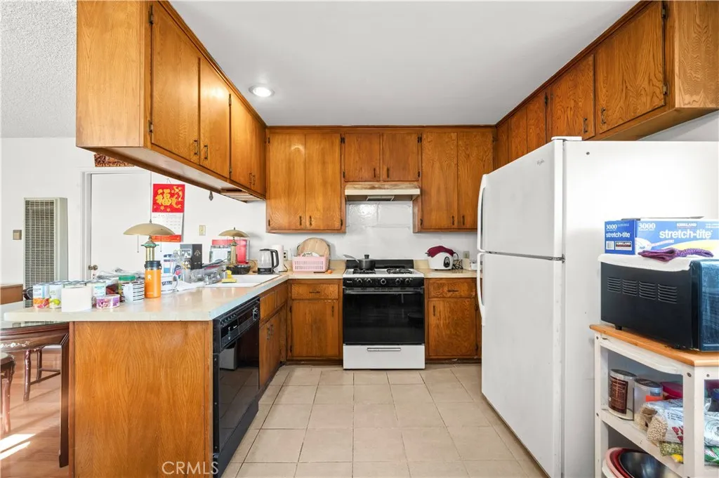 2204 Orange Grove, Alhambra, California 91803 home-pic-9
