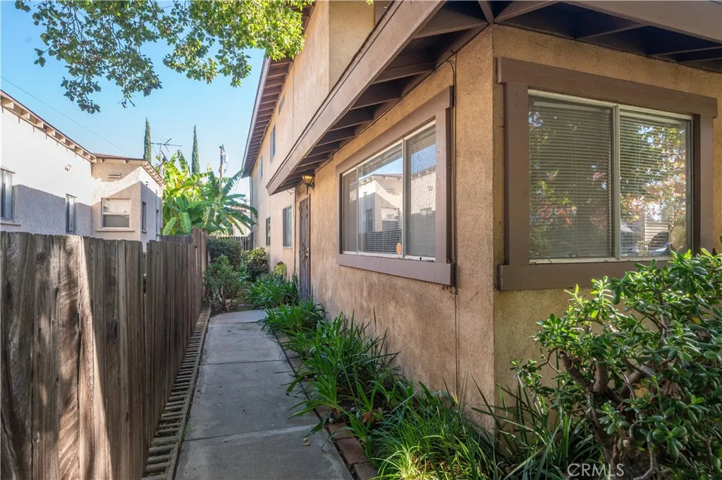 2204 Orange Grove, Alhambra, California 91803 home-pic-16
