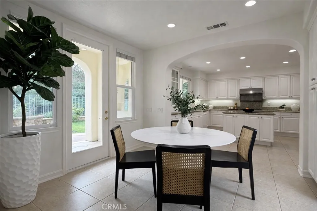 6 Cavaillon, Newport Coast, California 92657 home-pic-18