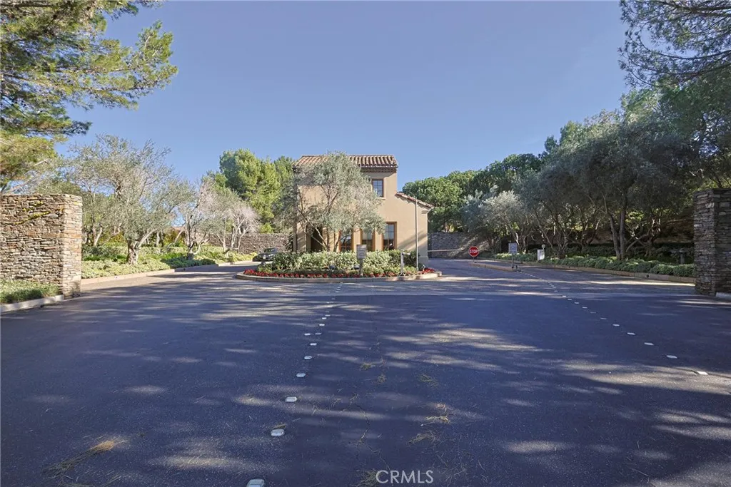 6 Cavaillon, Newport Coast, California 92657 home-pic-32