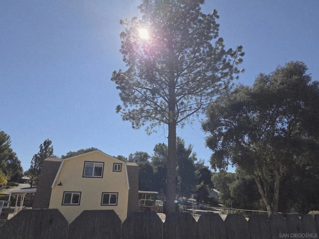 2581 Lake Shore Drive, Campo, California 91906 home-pic-7