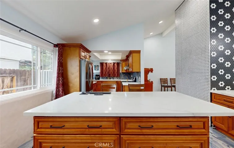6124 E Camino Correr, Anaheim, California 92807