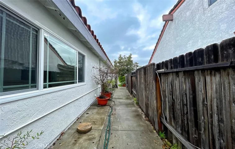 6124 E Camino Correr, Anaheim, California 92807