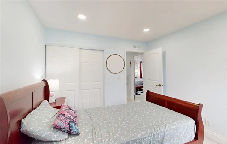 6124 E Camino Correr, Anaheim, California 92807