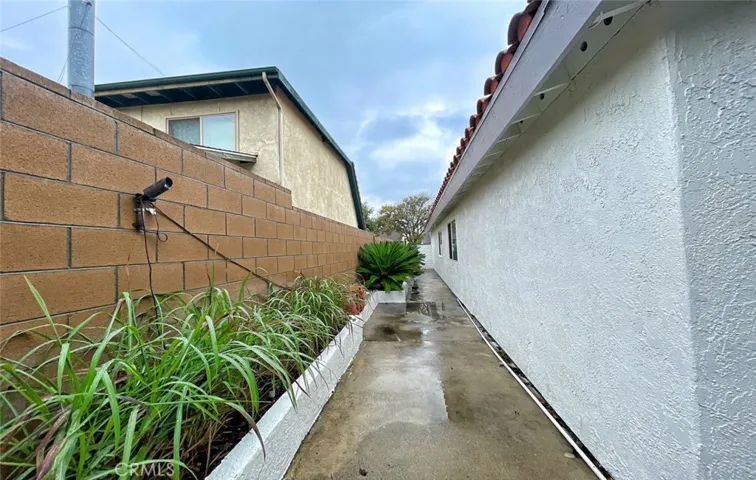 6124 E Camino Correr, Anaheim, California 92807