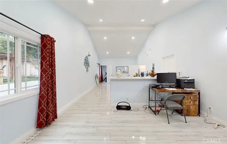 6124 E Camino Correr, Anaheim, California 92807