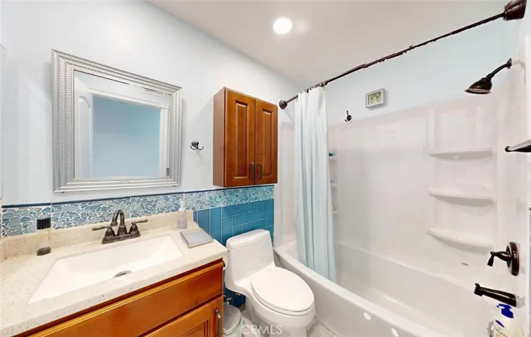 6124 E Camino Correr, Anaheim, California 92807