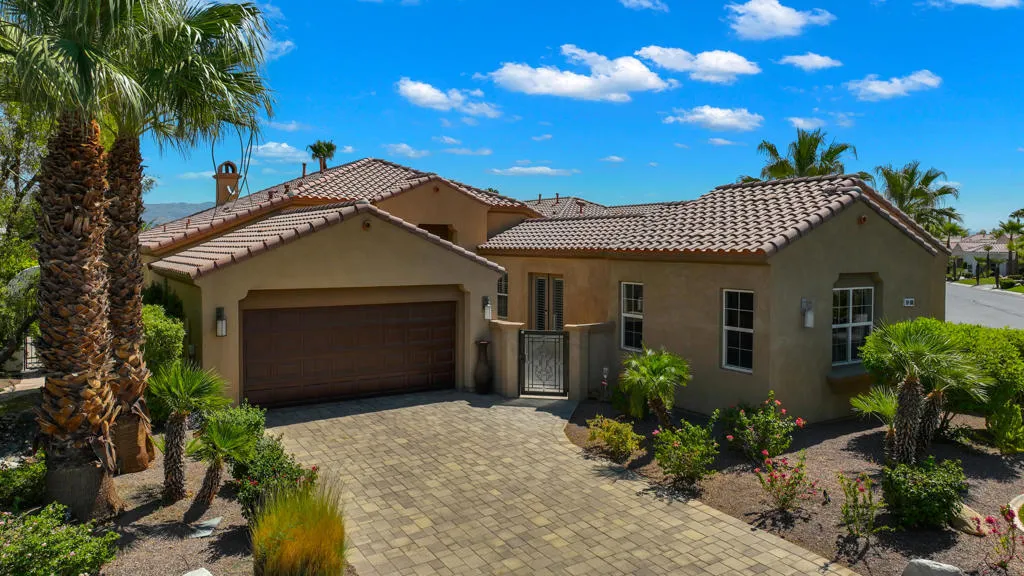 80360 Via Castellana, La Quinta, California 92253 home-pic-1