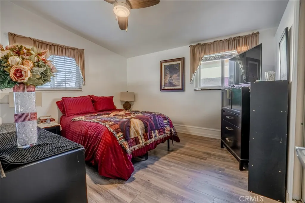 513 Nottingham Avenue, Santa Ana, California 92703 home-pic-10