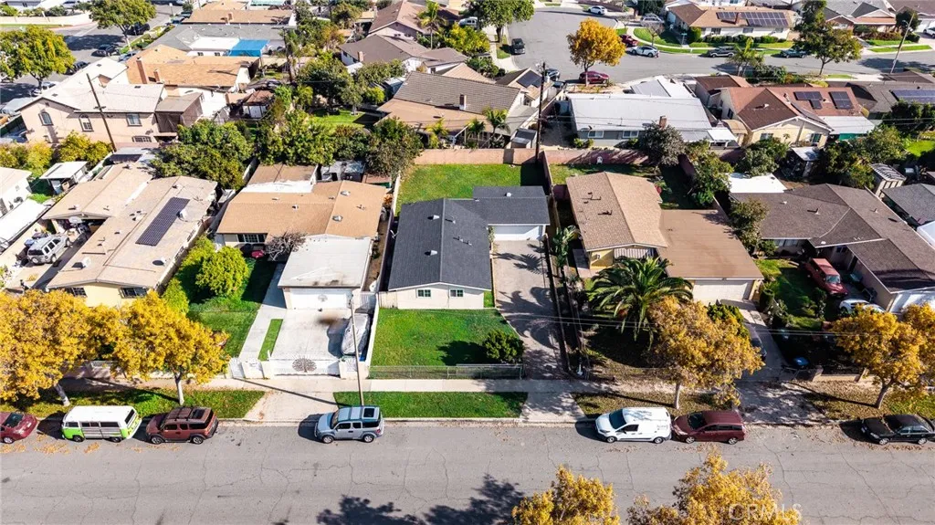 513 Nottingham Avenue, Santa Ana, California 92703 home-pic-17