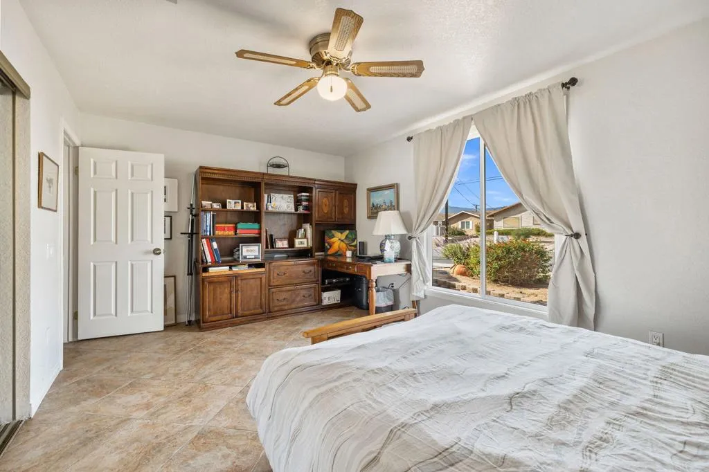 43736 Warner Trail, Palm Desert, California 92211 home-pic-37