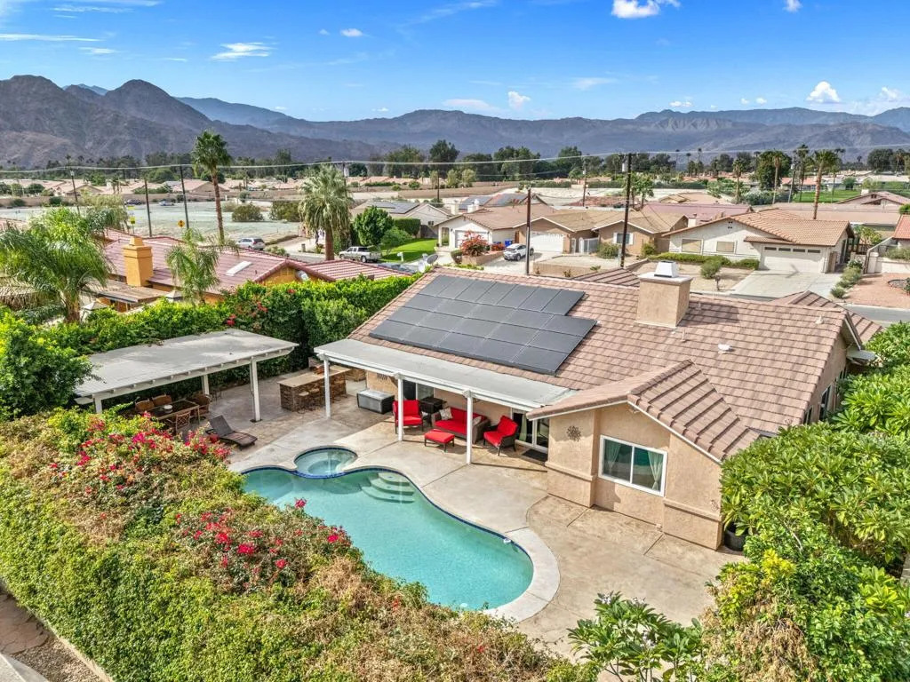 43736 Warner Trail, Palm Desert, California 92211 home-pic-3