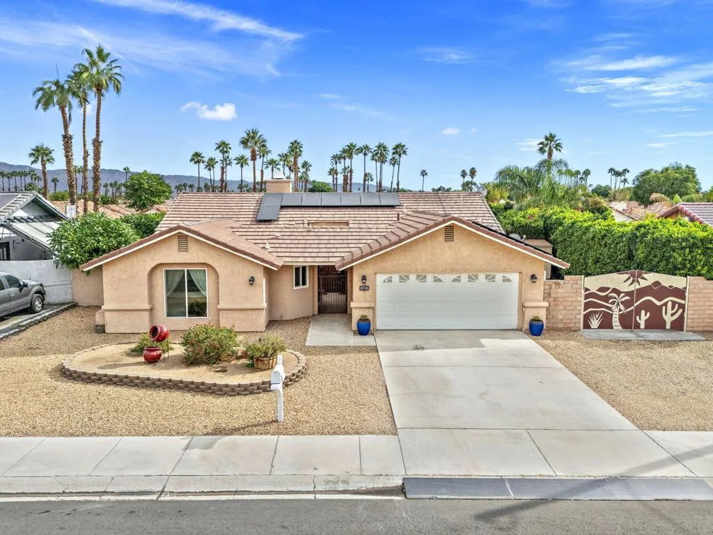 43736 Warner Trail, Palm Desert, California 92211 home-pic-5