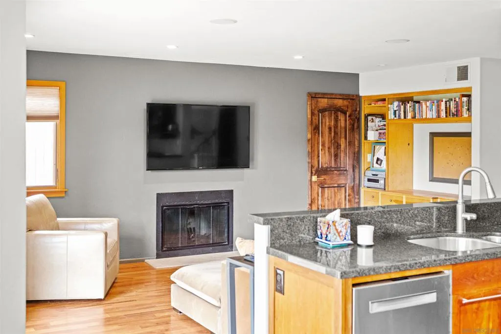 4375 Stanford, Carlsbad, California 92010 home-pic-7