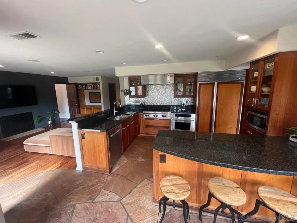 4375 Stanford, Carlsbad, California 92010 home-pic-17