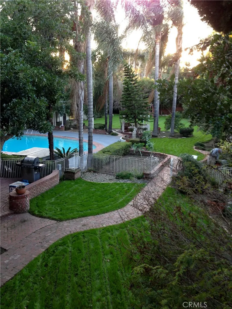4645 Ledge Avenue, Toluca Lake, California 91602 home-pic-1
