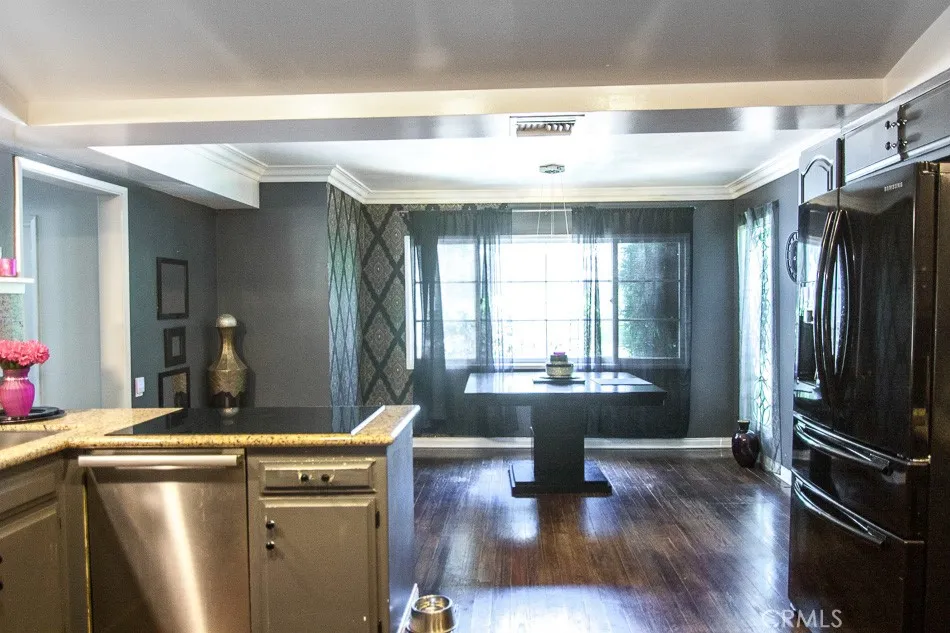 4645 Ledge Avenue, Toluca Lake, California 91602 home-pic-6