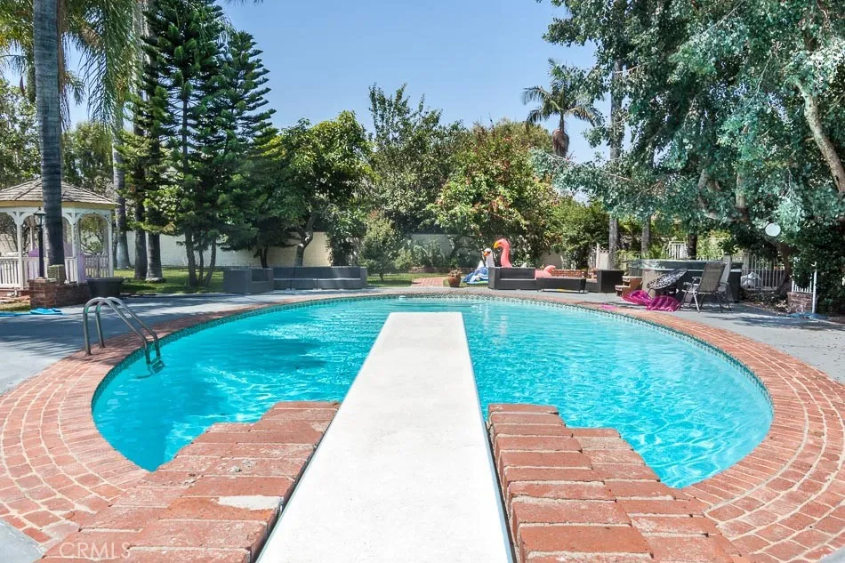 4645 Ledge Avenue, Toluca Lake, California 91602 home-pic-5