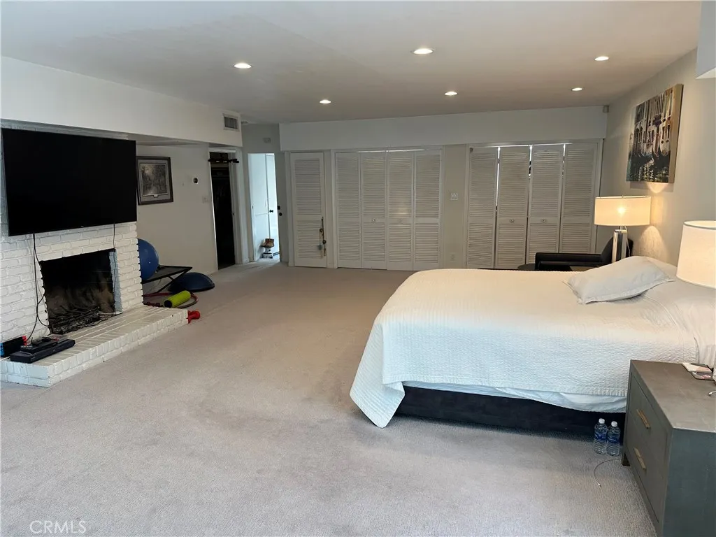 4645 Ledge Avenue, Toluca Lake, California 91602 home-pic-12