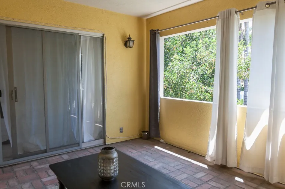 4645 Ledge Avenue, Toluca Lake, California 91602 home-pic-15