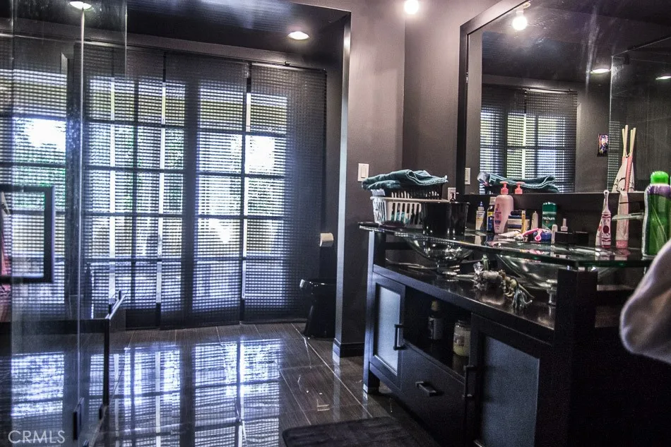 4645 Ledge Avenue, Toluca Lake, California 91602 home-pic-14
