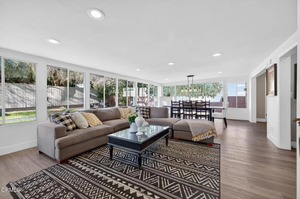 1328 Mariposa Drive, Santa Paula, California 93060 home-pic-4