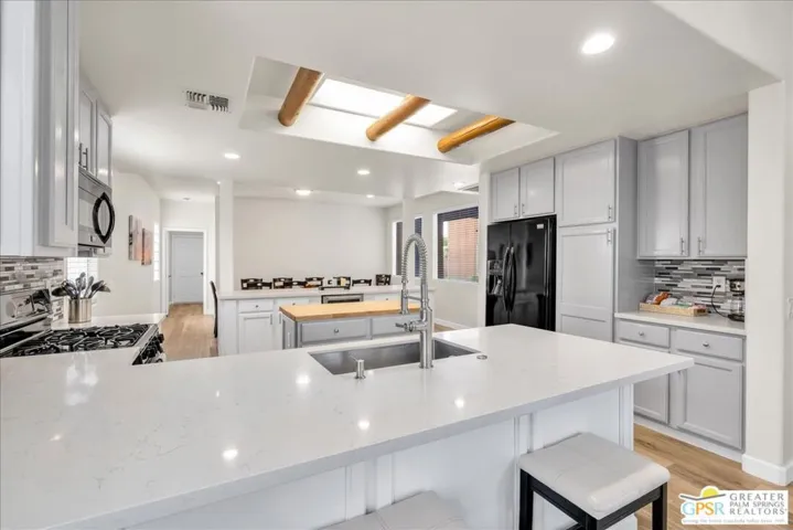 Kitchen stone counter tops