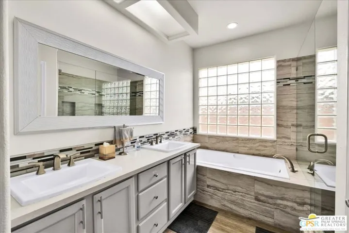 Primary bathroom ensuite