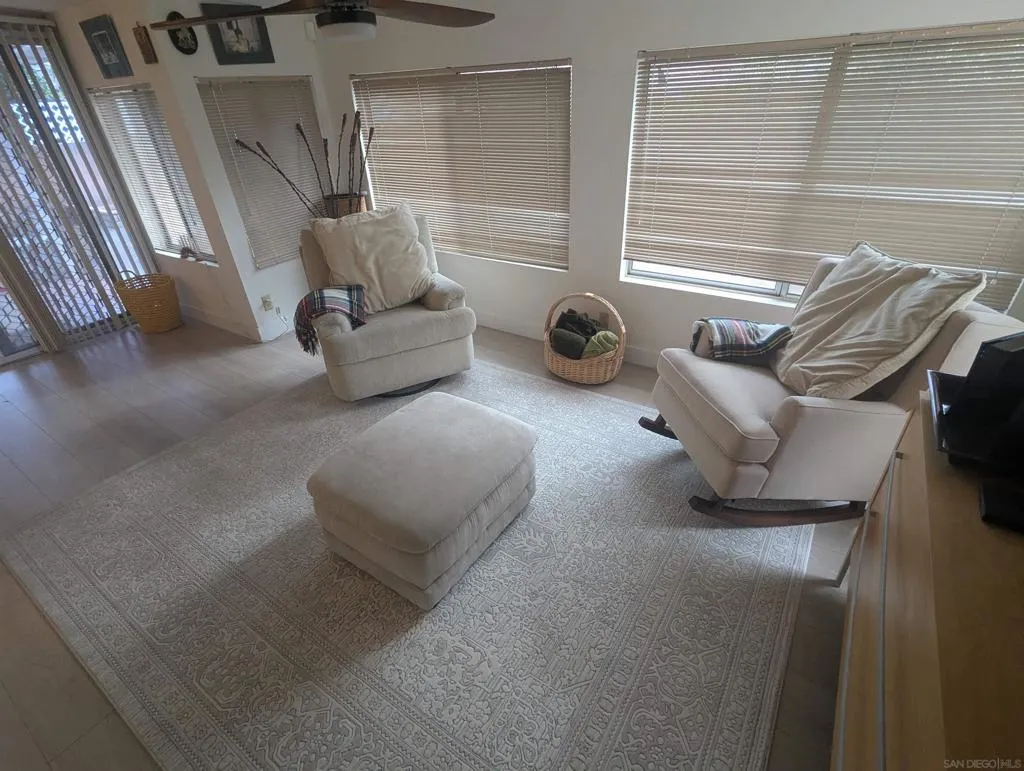 1181 W Mayberry W, Hemet, California 92543 home-pic-46