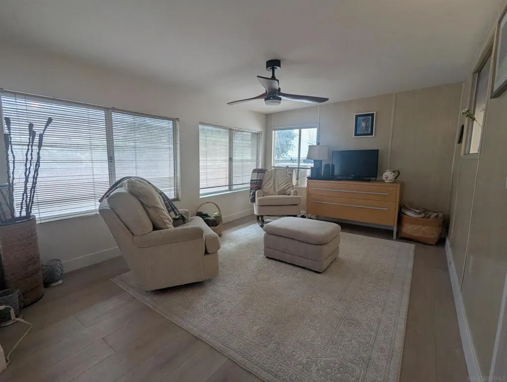 1181 W Mayberry W, Hemet, California 92543 home-pic-41