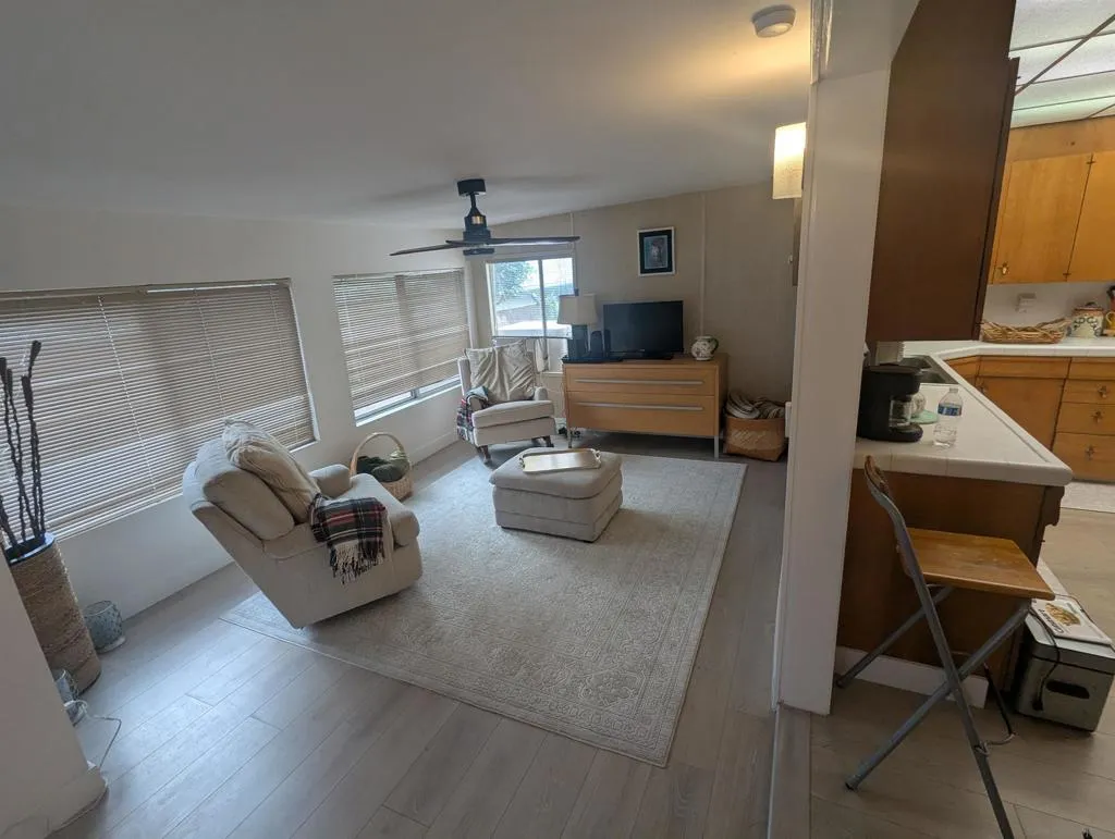 1181 W Mayberry W, Hemet, California 92543 home-pic-48