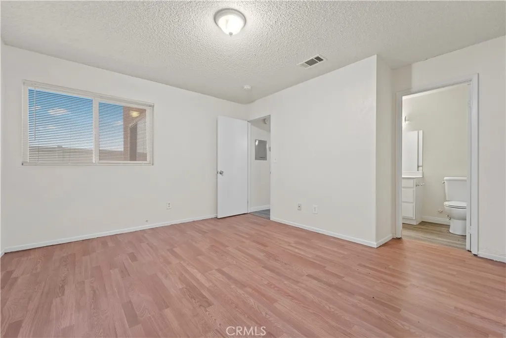 1071 May Lane, Barstow, California 92311 home-pic-15