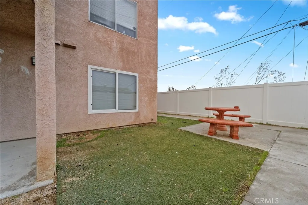 1071 May Lane, Barstow, California 92311 home-pic-21