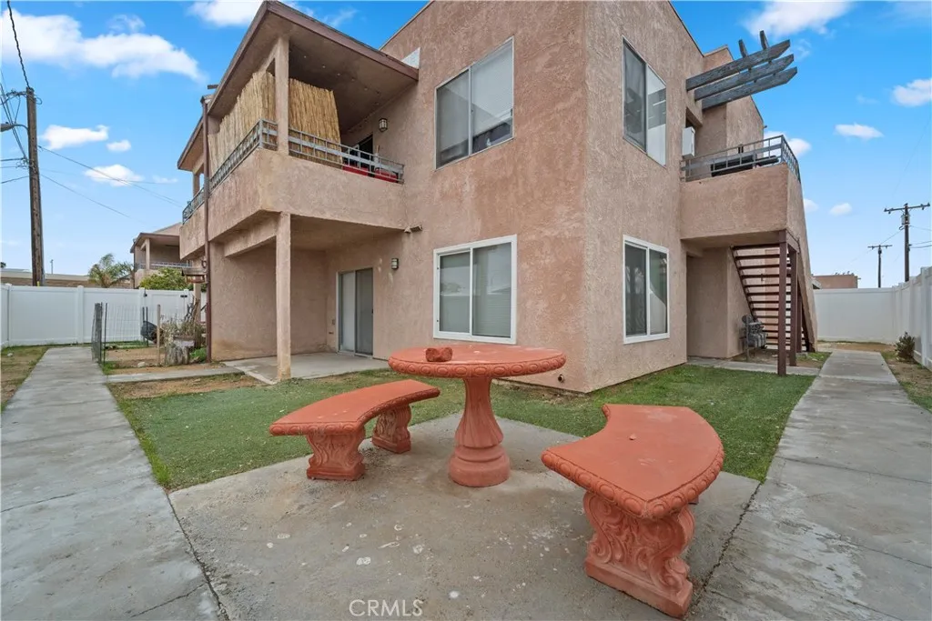 1071 May Lane, Barstow, California 92311 home-pic-22